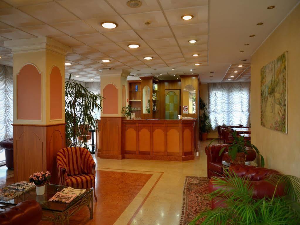 Hotel Visconti Melzo Εξωτερικό φωτογραφία
